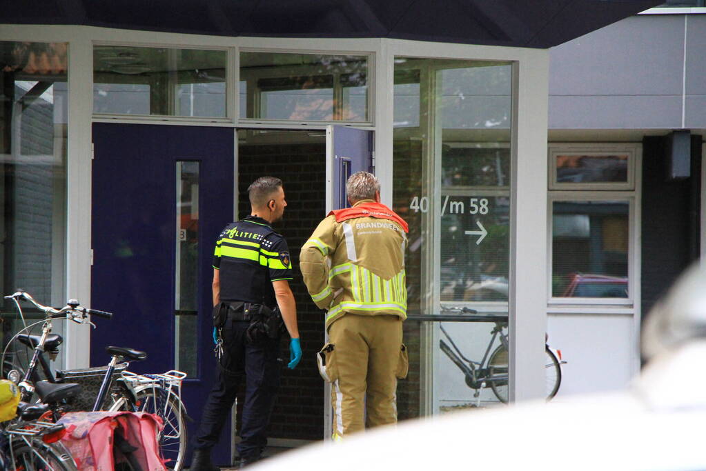 Persoon gewond na val in woning