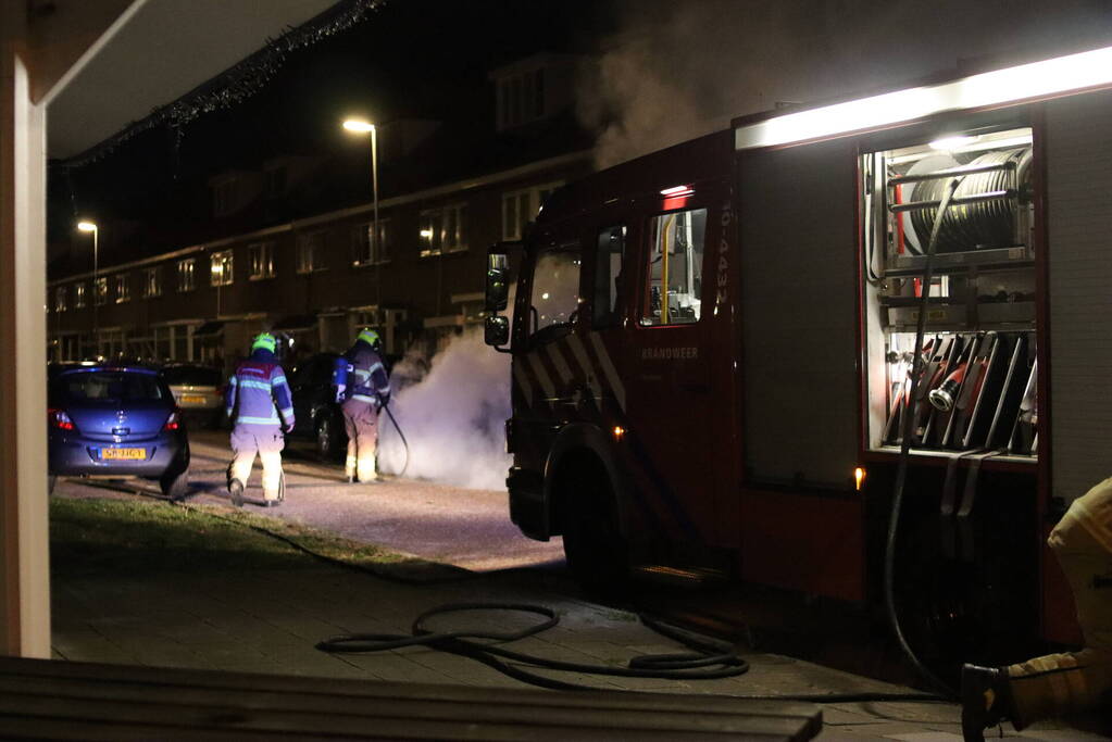 Electrische auto volledig is brand