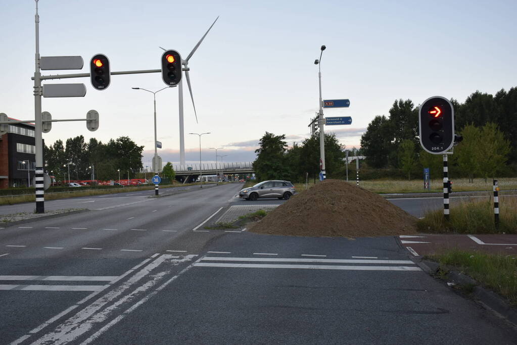 Boeren blokkeren meerdere opritten