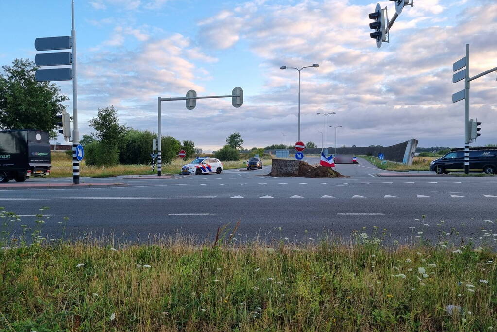 Boeren blokkeren meerdere opritten