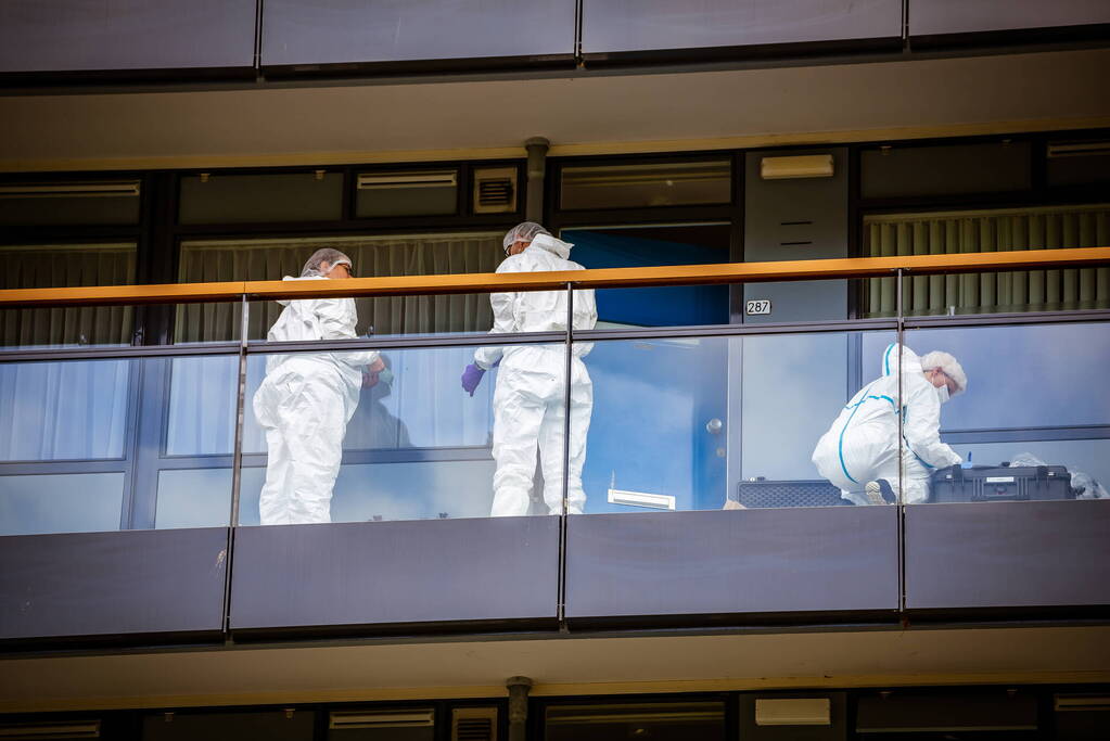 Overleden persoon aangetroffen in woning