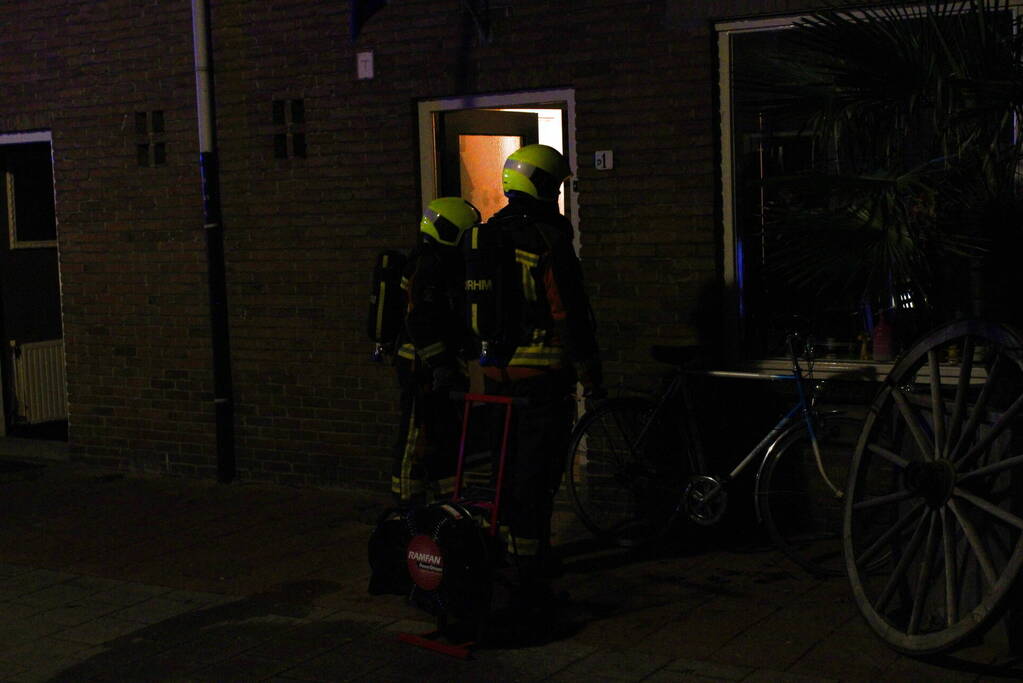 Persoon gewond na brand bij woning