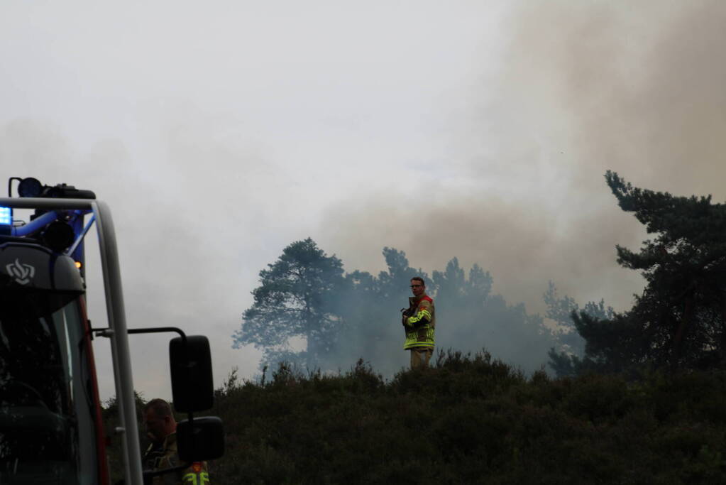 Kampvuur veroorzaakt heidebrand