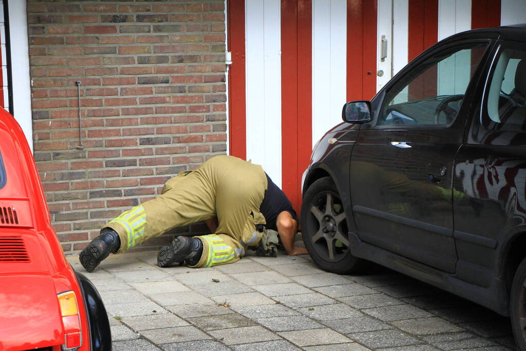 Brandweer doet onderzoek naar vreemde lucht