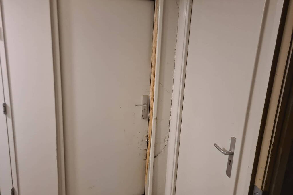 Onderzoek naar vreemde lucht in flat