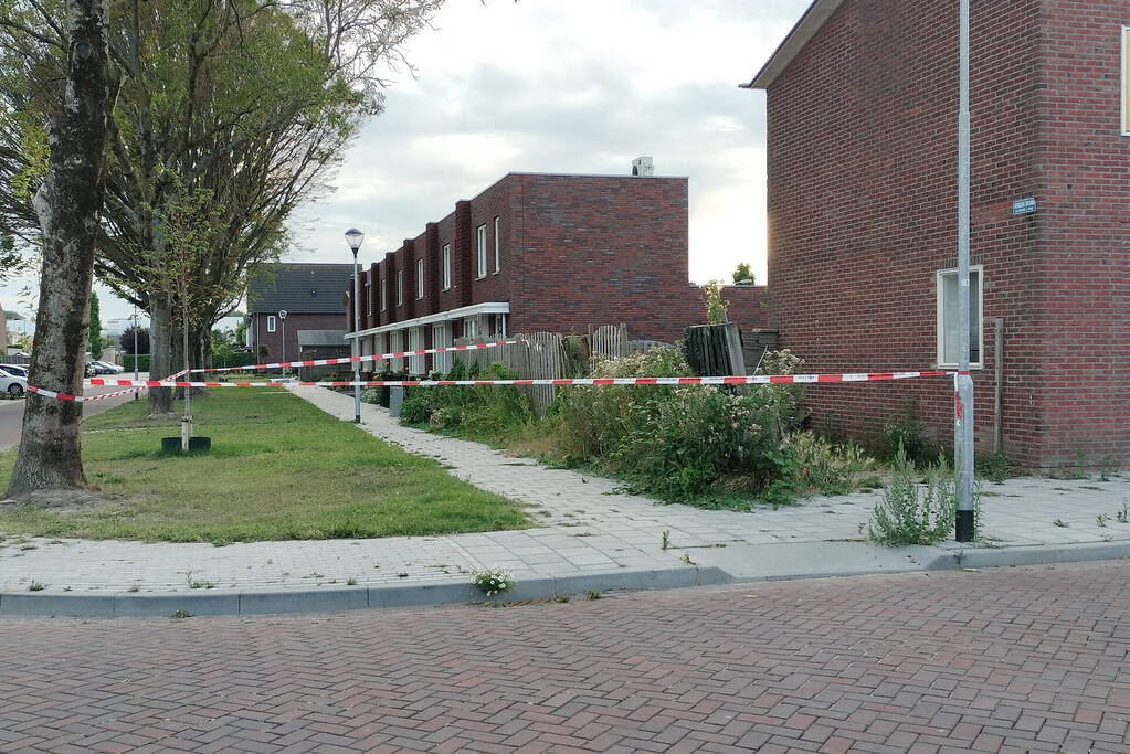 Straat afgezet na melding steekpartij
