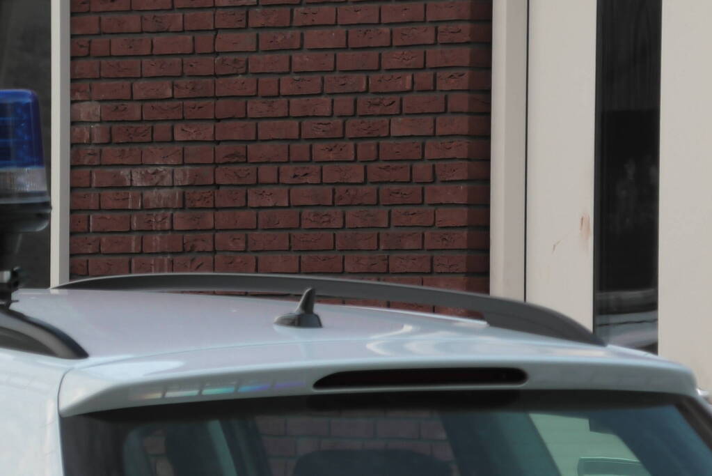 Straat afgezet na melding steekpartij