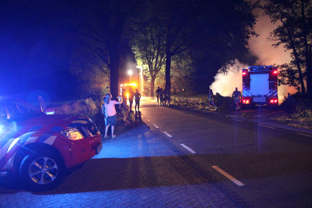 Hevige brand op akker