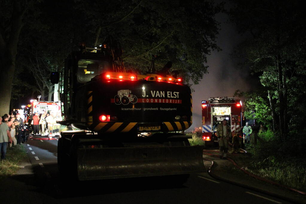 Hevige brand op akker