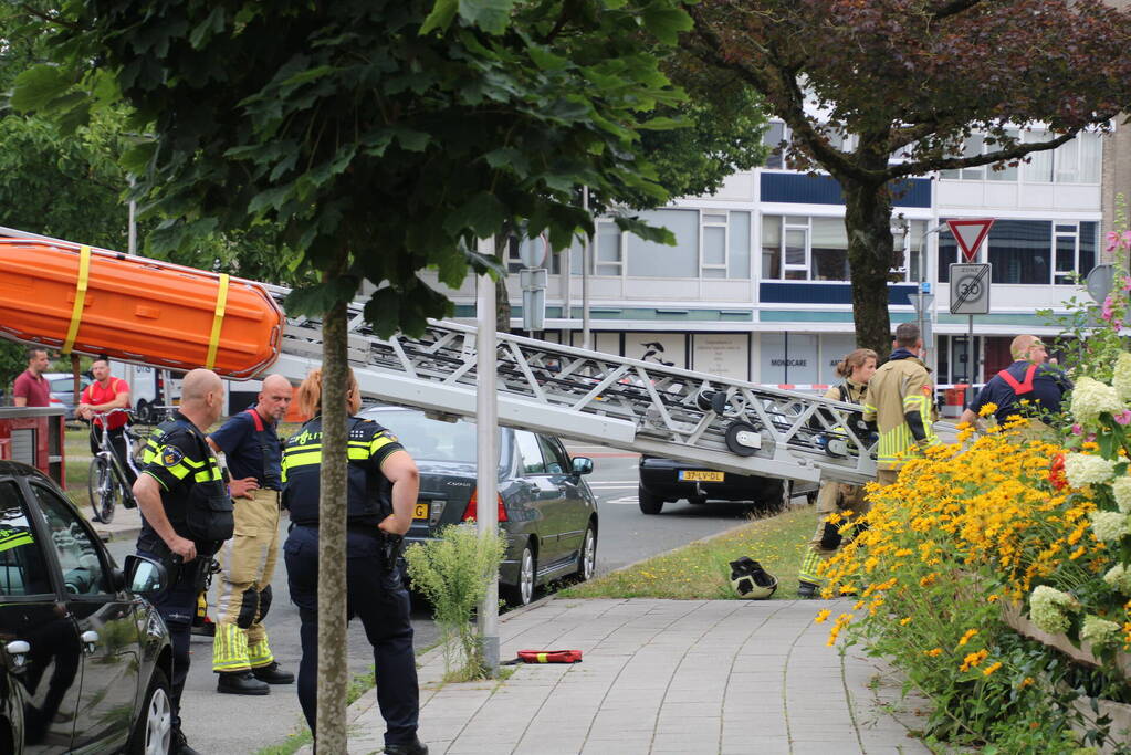 Brand in schoorsteen van woning