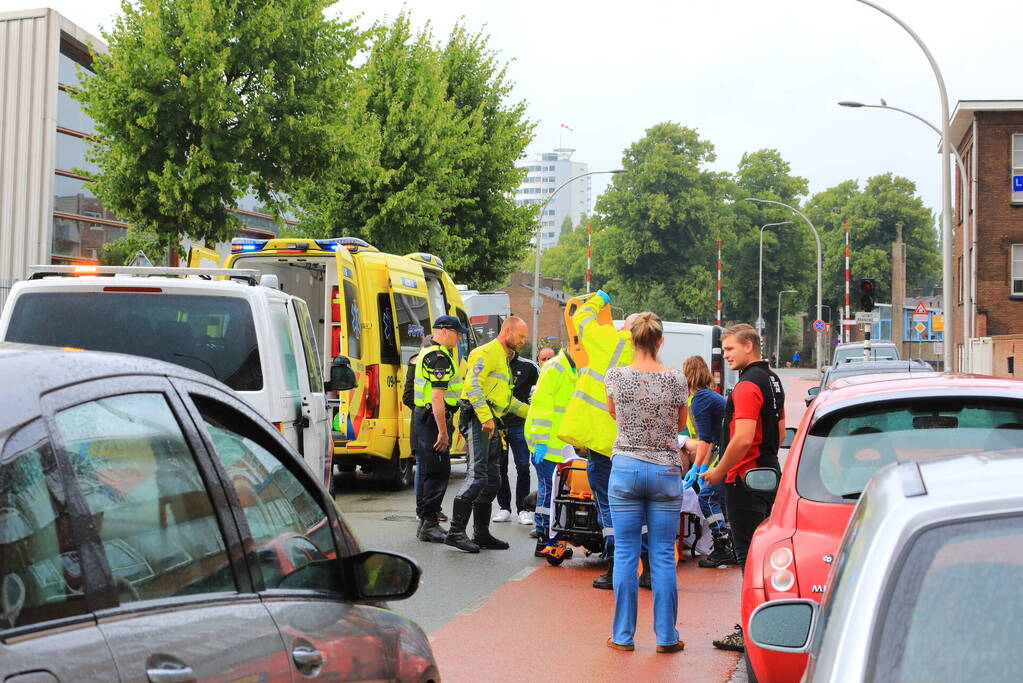 Scooterrijder ernstig gewond na ongeval