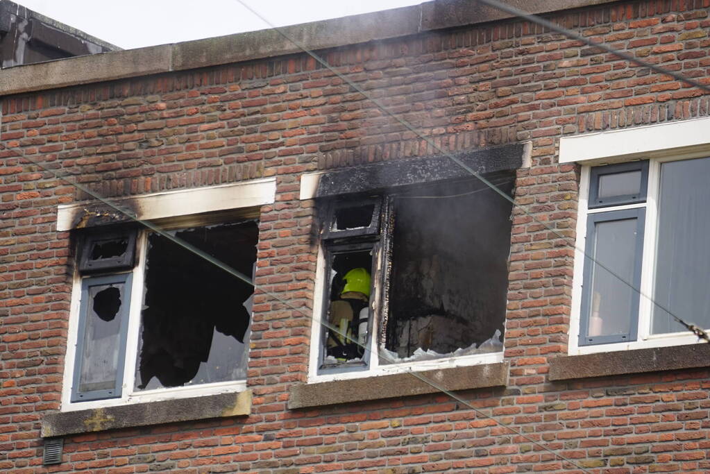 Brand op 3e etage van een appartementencomplex