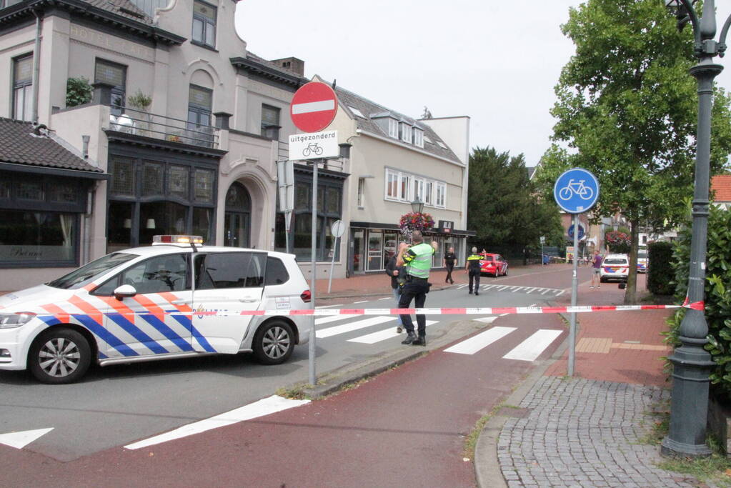 Straat afgezet voor verward persoon