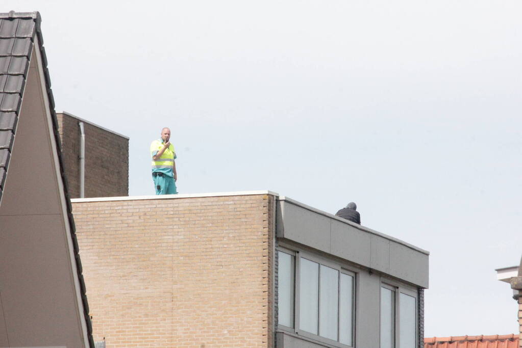 Straat afgezet voor verward persoon