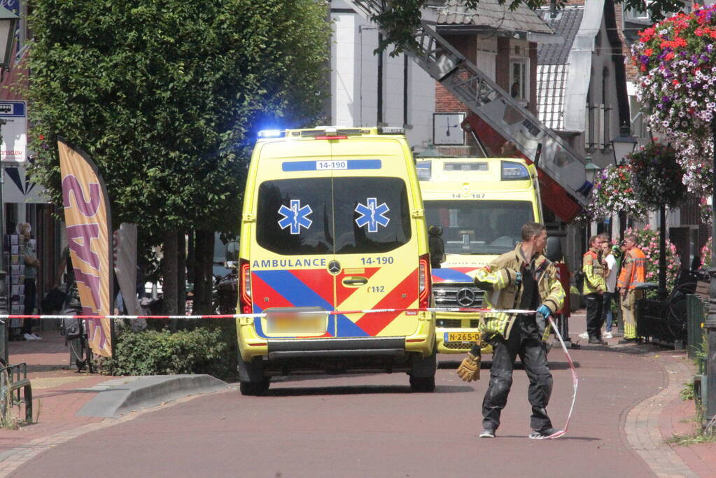 Straat afgezet voor verward persoon