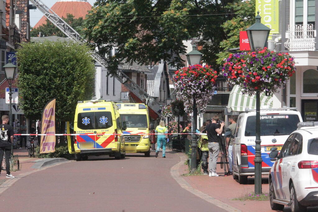 Straat afgezet voor verward persoon
