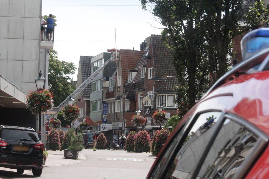 Straat afgezet voor verward persoon