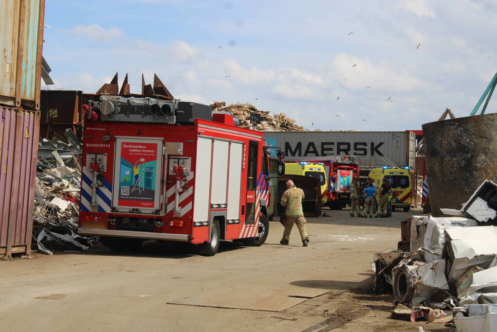 Persoon ernstig gewond na val van hoogte