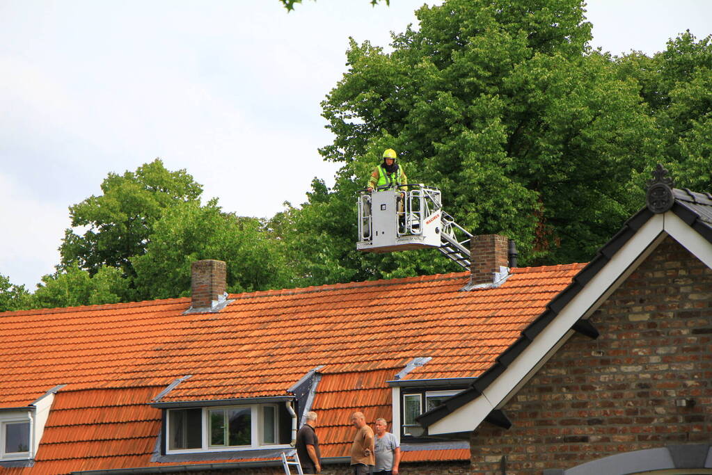 Brand tijden werkzaamheden op dak