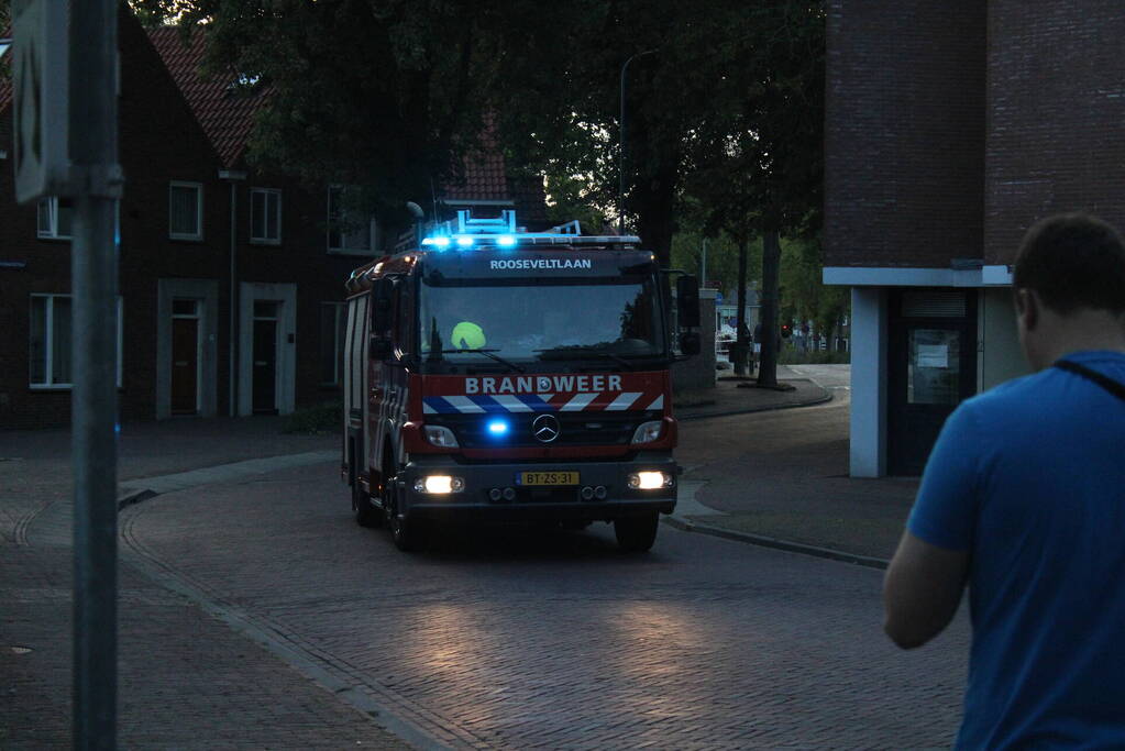 Brand in bosschage bij stadswoning