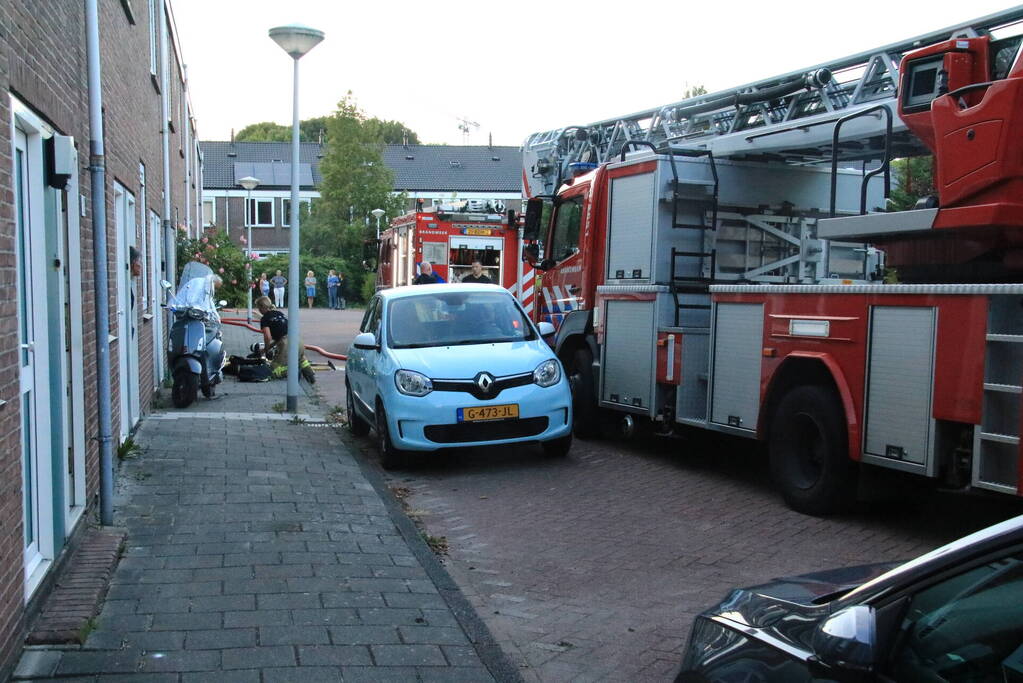 Twee gewonden bij woningbrand