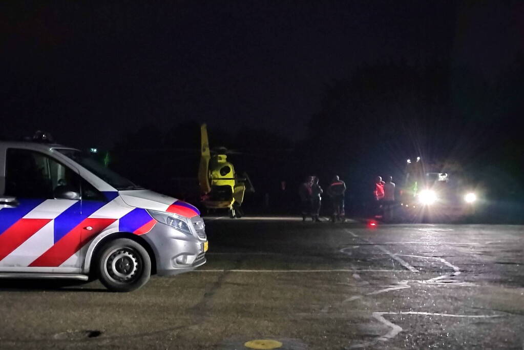Traumahelikopter landt voor reanimatie in duingebied