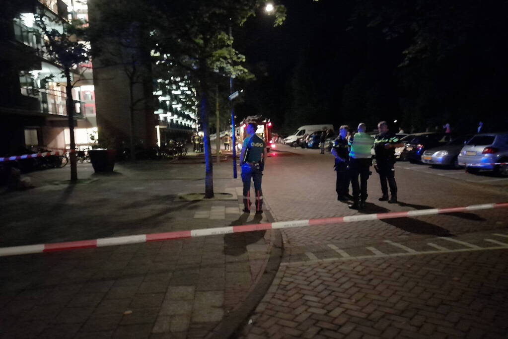 Grote uitslaande brand in appartementencomplex