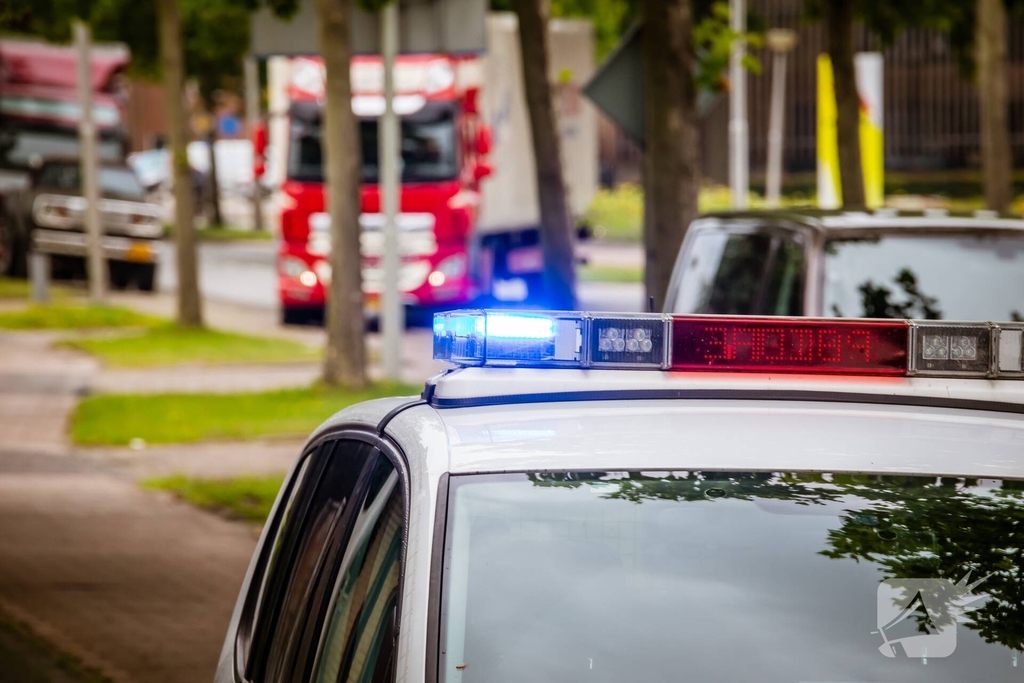 Maaltijdbezorger gewond bij aanrijding