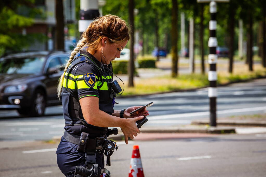 Bestuurder slaat op de vlucht na ongeval