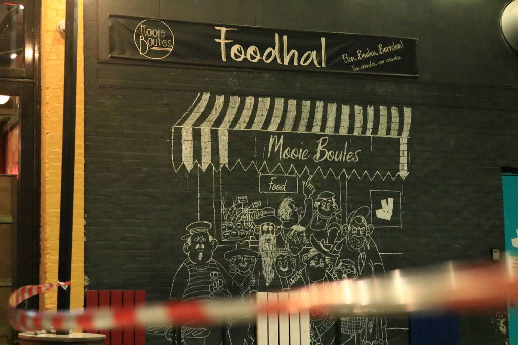 Baksteen gebruikt bij schermutseling op woonboot