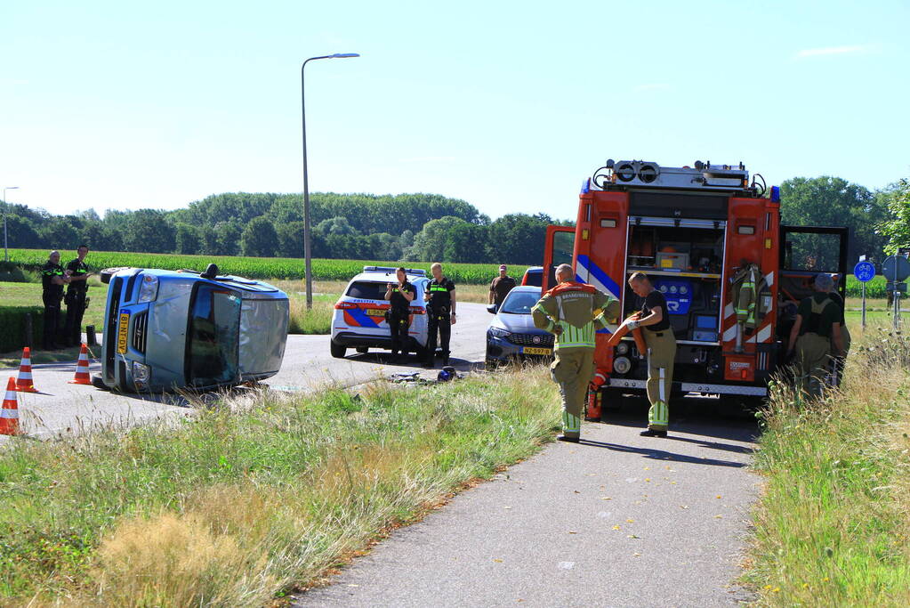 Persoon gewond bij verkeersongeval