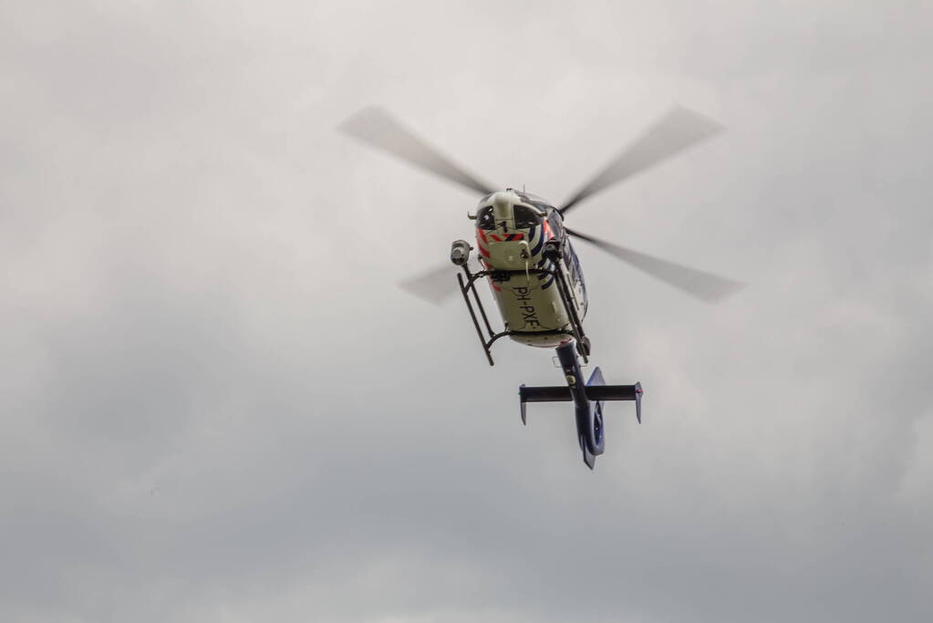 Man (27) gewond bij steekpartij in woning, vrouw (29) aangehouden