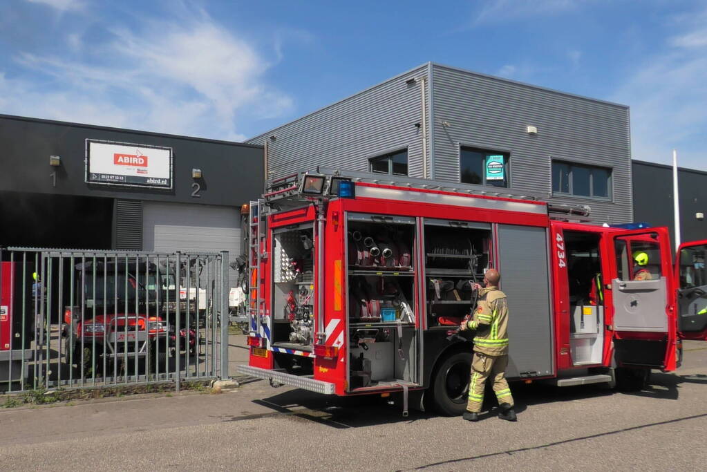 Brand in loods van verhuurbedrijf Abird