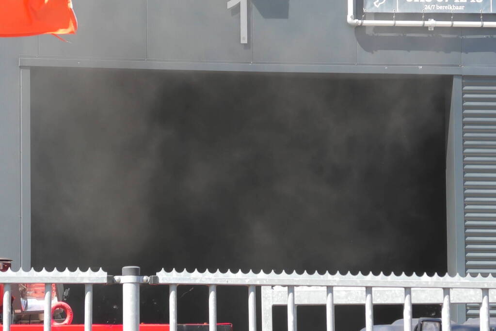 Brand in loods van verhuurbedrijf Abird