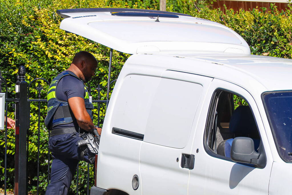 Assistent dierenartsenpraktijk aangevallen door agressieve hond