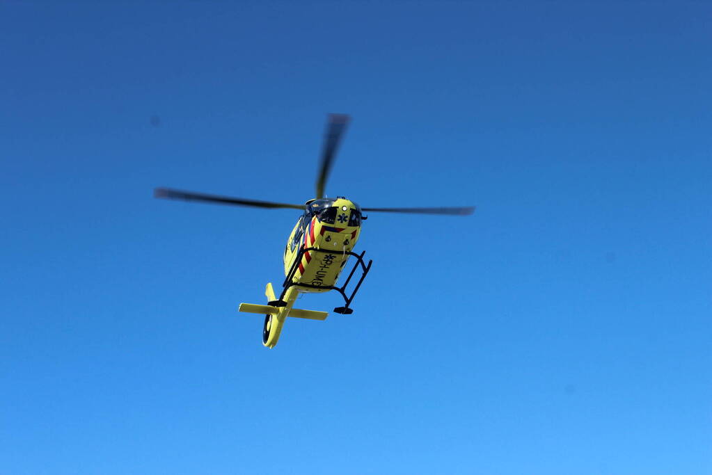 Twee drenkelingen uit zee gehaald