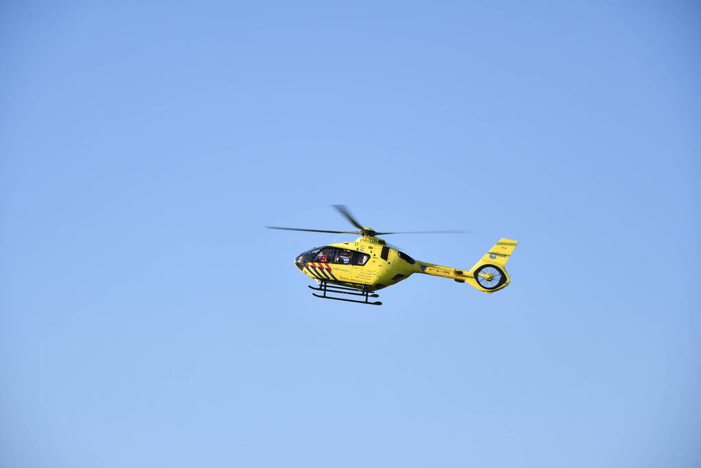 Gewonde nadat auto bocht mist op snelweg