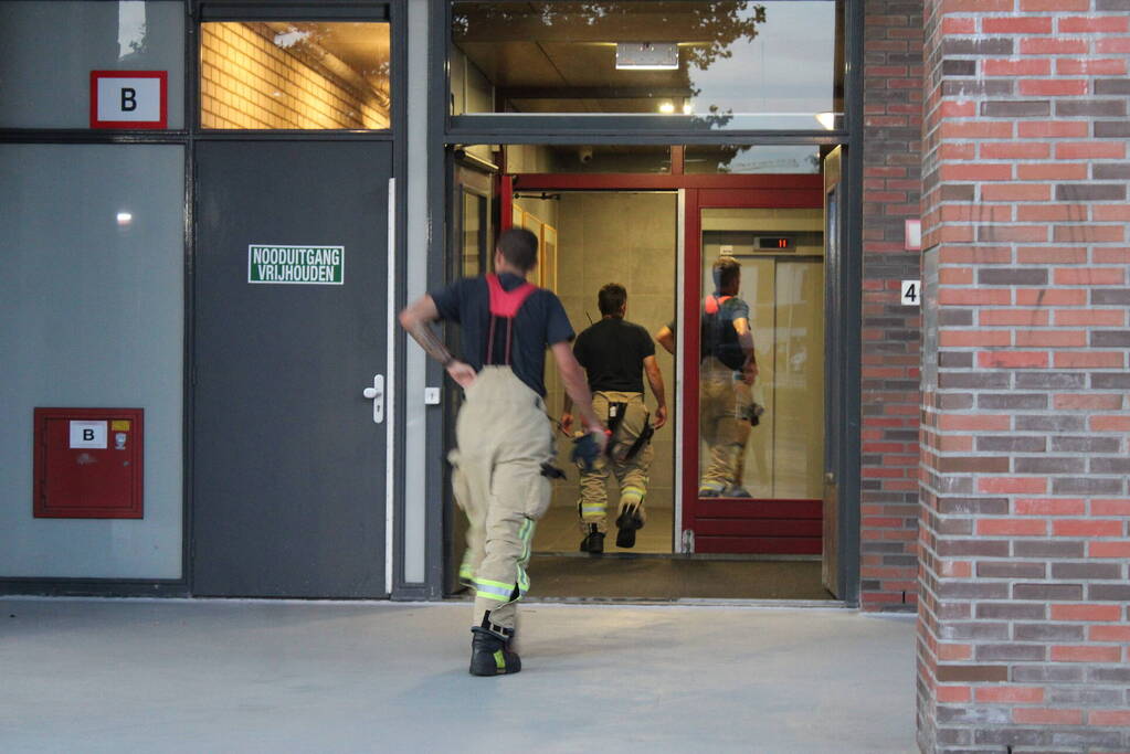 Zoektocht naar waterlekkage in flat