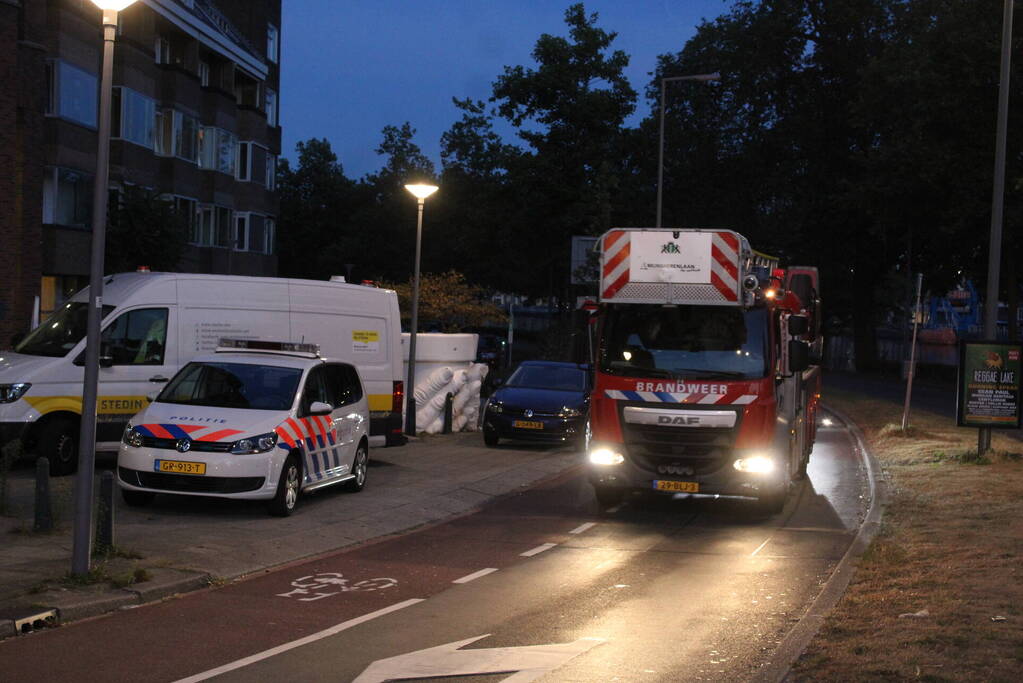 Zoektocht naar waterlekkage in flat