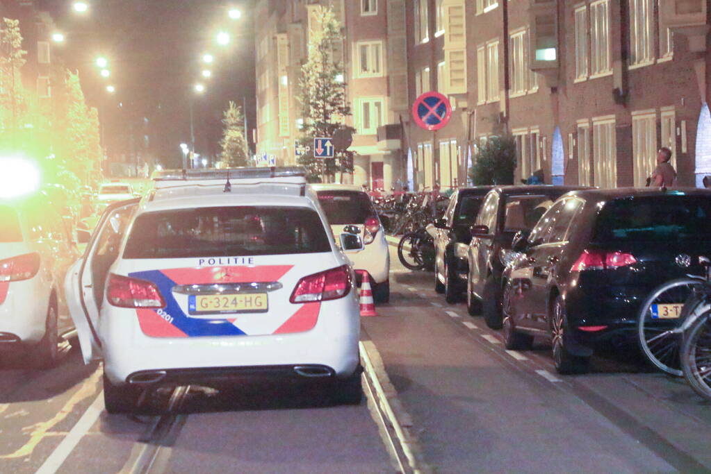 Twee mannen op de vlucht na schietpartij op woning