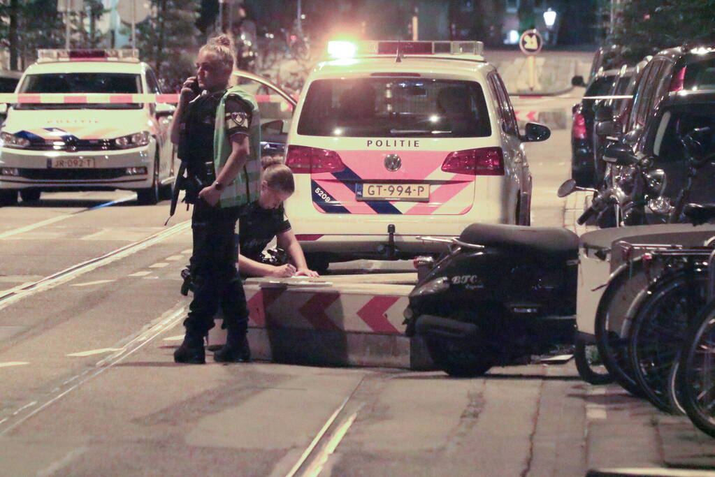 Twee mannen op de vlucht na schietpartij op woning