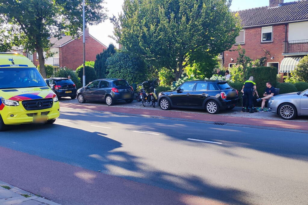 Twee fietsers ten val