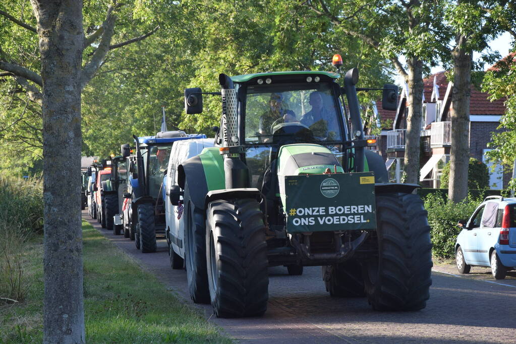 Meerdere trekkers bij boerenprotest