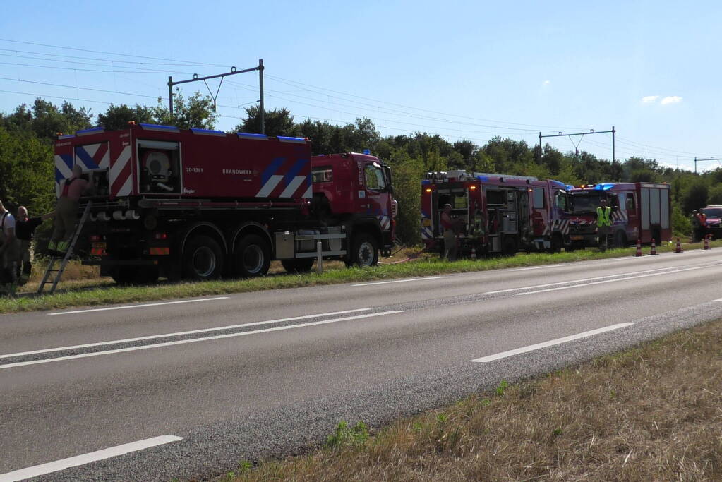 Geen treinverkeer vanwege brand langs spoorlijn
