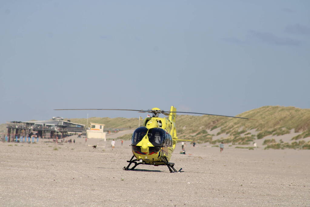 Hulpdiensten massaal ingezet voor drenkeling in Noordzee