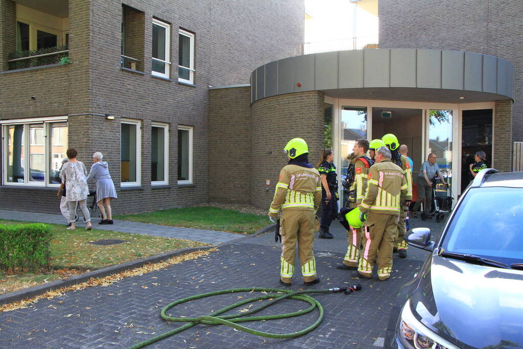 Zorgwoningen ontruimd vanwege brandmelding