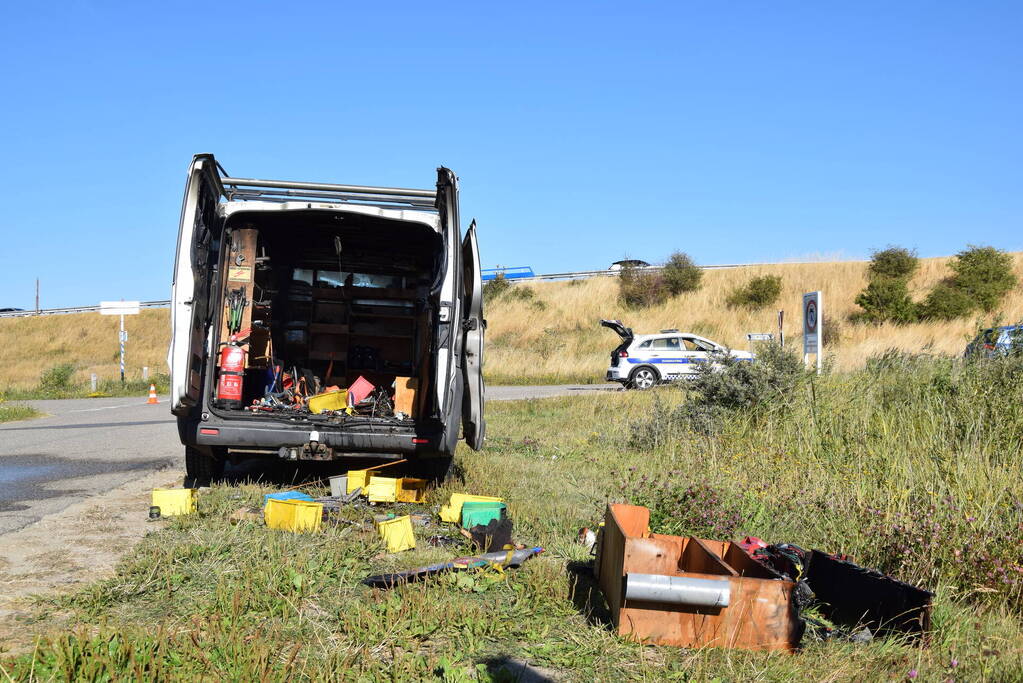 Brand in laadruimte van bestelbus