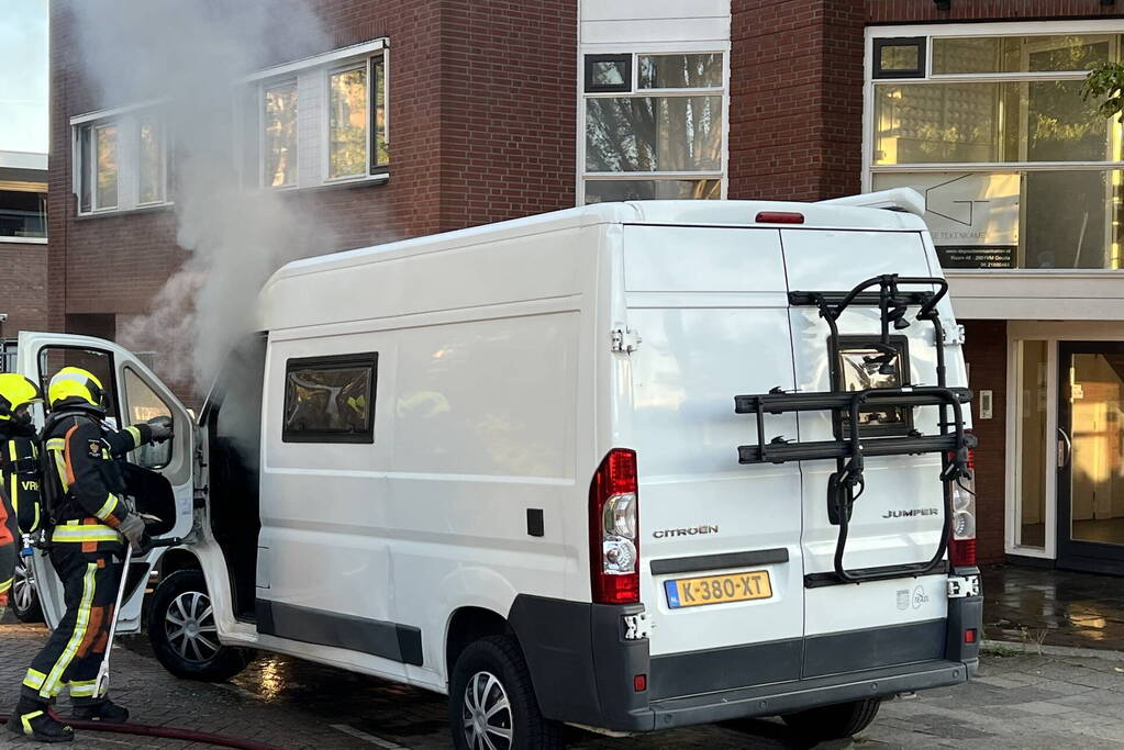 Kortsluiting veroorzaakt brand in camper