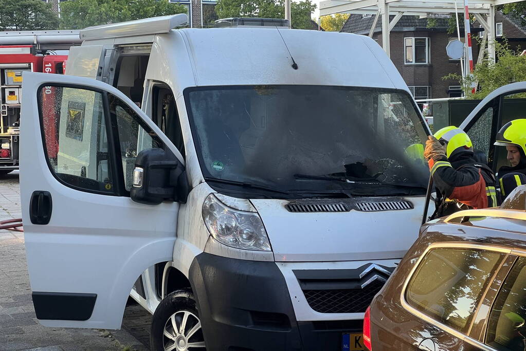 Kortsluiting veroorzaakt brand in camper