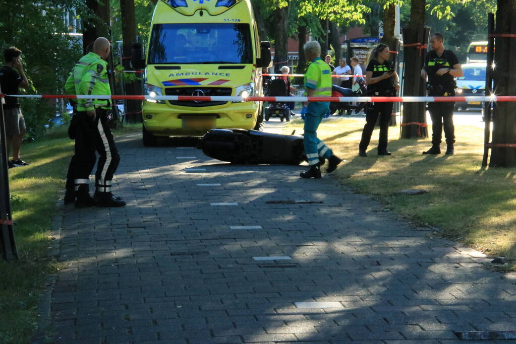 Eenzijdige aanrijding door losse tegels